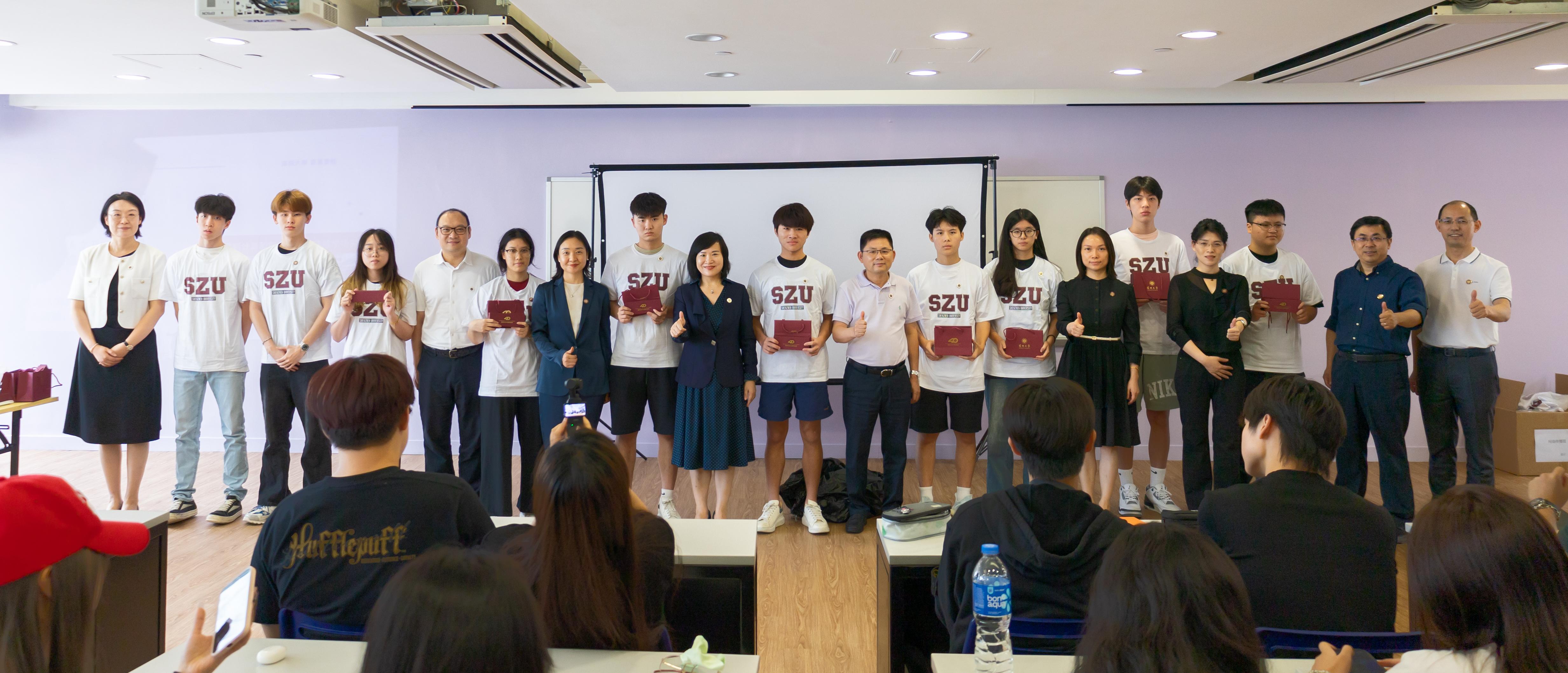  Shenzhen University's Hong Kong College welcomes its inaugural class of 95 freshmen